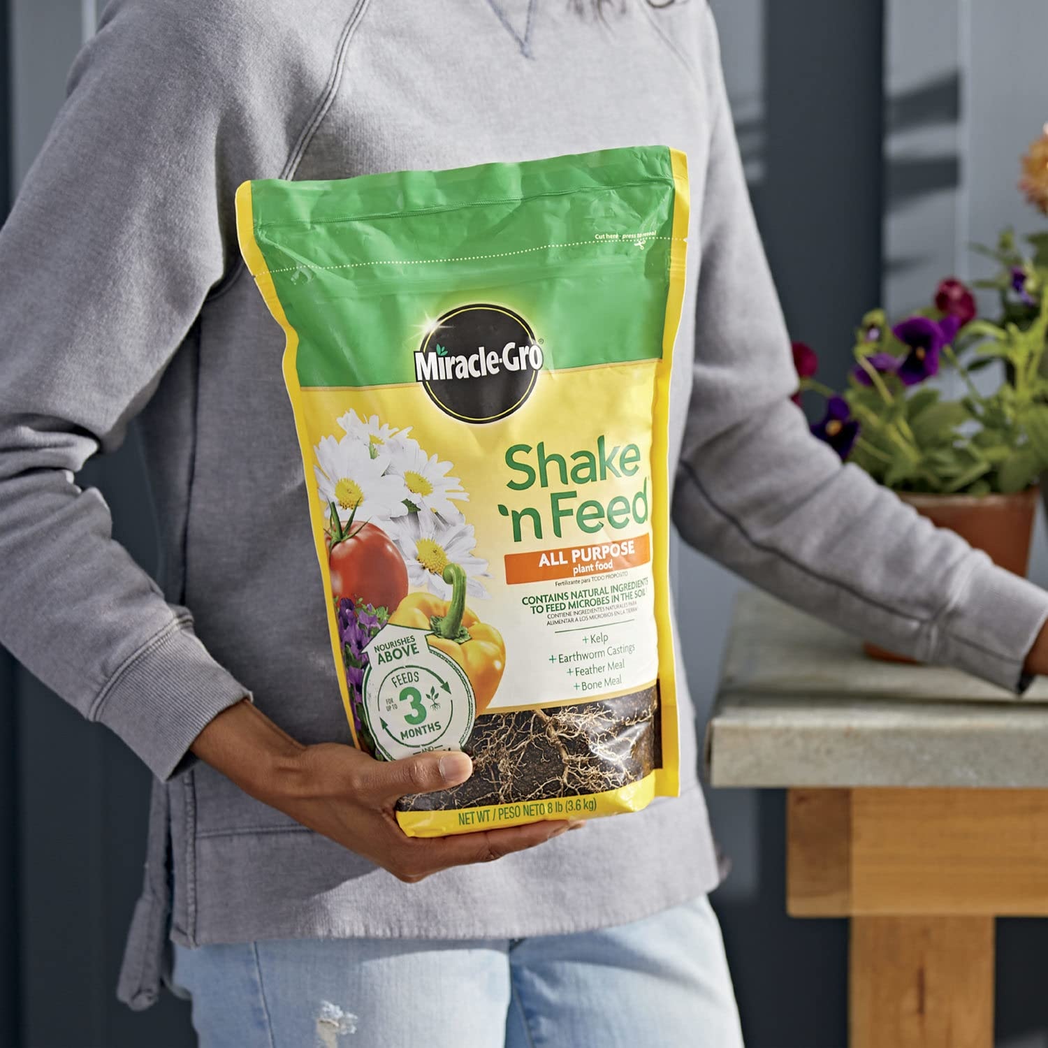 image:imageMiracleGro Shake N Feed All Purpose Plant Food 1 lb8 lb
