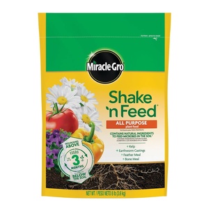 Miracle-Gro Shake ‘N Feed All Purpose Plant Food, 1 lb.(8 lb.)
