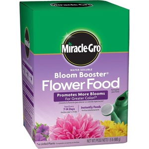 Miracle-Gro Water Soluble Bloom Booster Flower Food, 5.5 lb.(1.5 lb.)